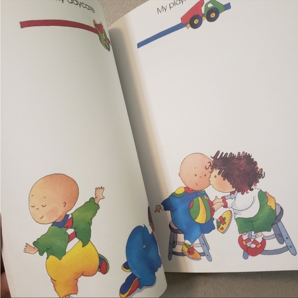 Caillou Baby Memory Book - Picture 4 of 8